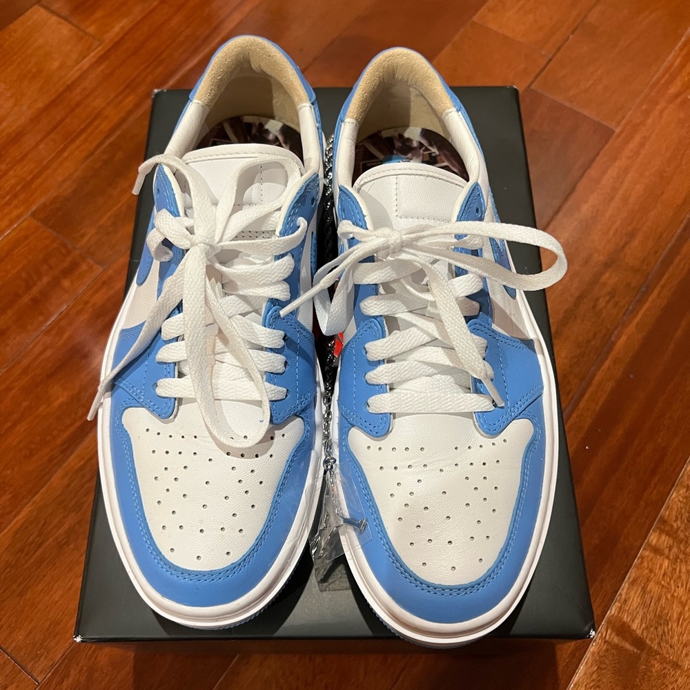 Jordan 1 Elevate Low SE University Blue (W)